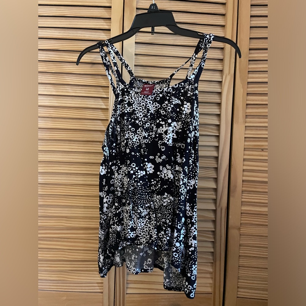 Arizona Jean Co black and white top L 14 reg